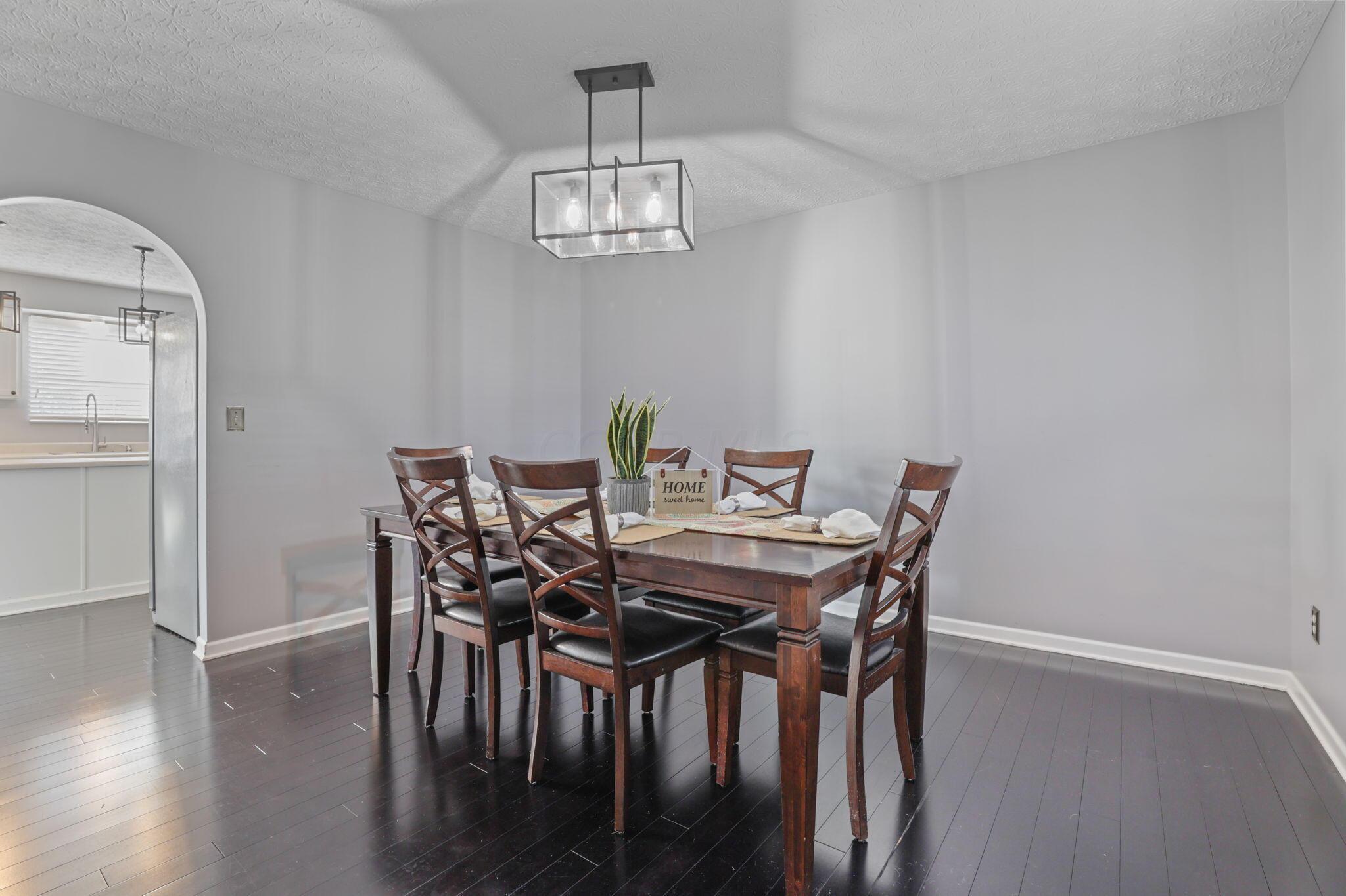41 Tabilore Loop Delaware, OH 43015 - Photo 7 of 31 Large Dining Room