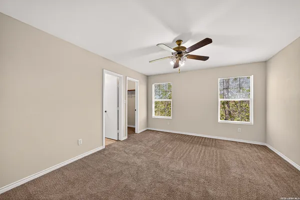 $1,400 | 5015 Summit Pass, Unit 2, San Antonio, TX 78229