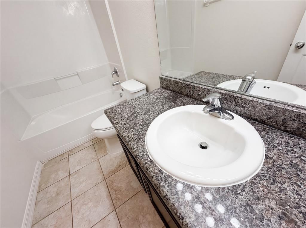 7011 Towne Lake Road Riverview, FL 33578 - Photo 15 of 23