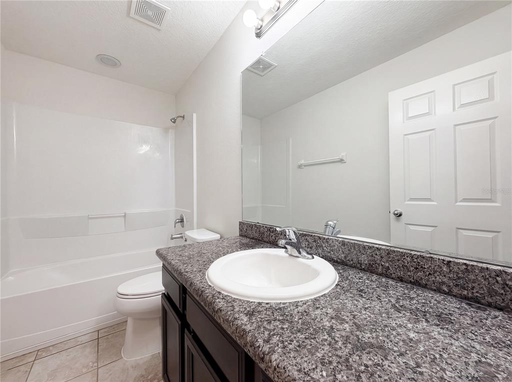 7011 Towne Lake Road Riverview, FL 33578 - Photo 16 of 23