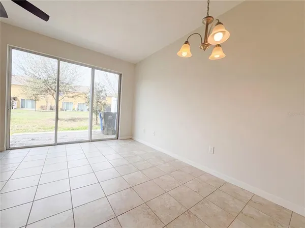 $260,000 | 7011 Towne Lake Road, Riverview, FL 33578