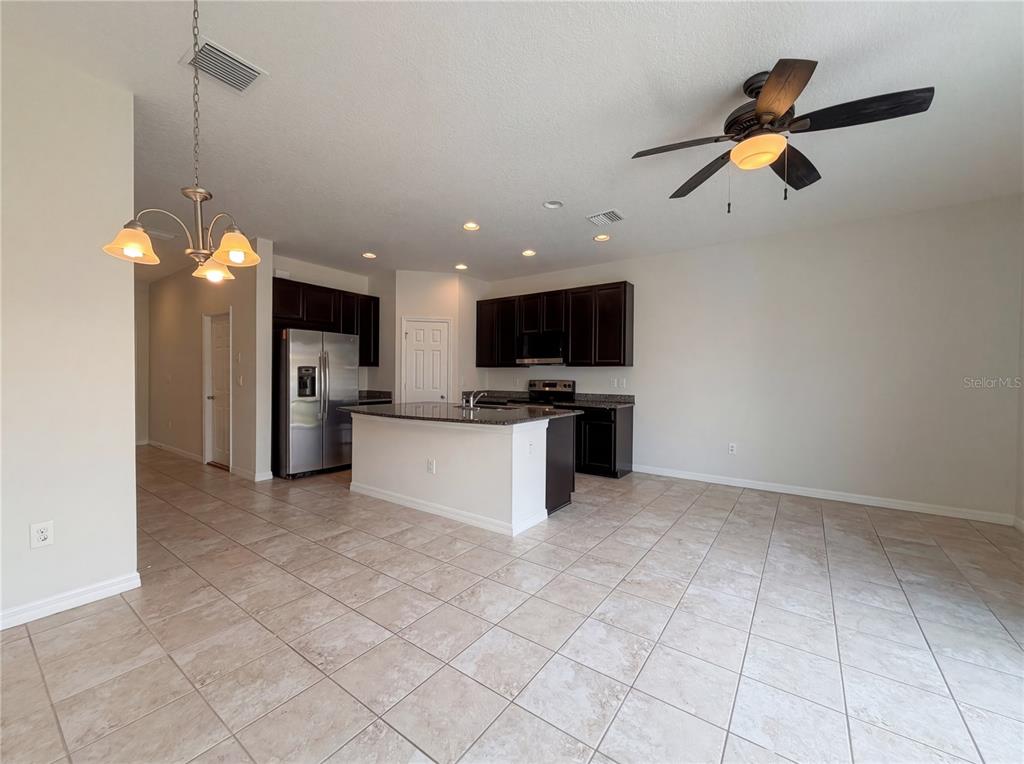 7011 Towne Lake Road Riverview, FL 33578 - Photo 8 of 23