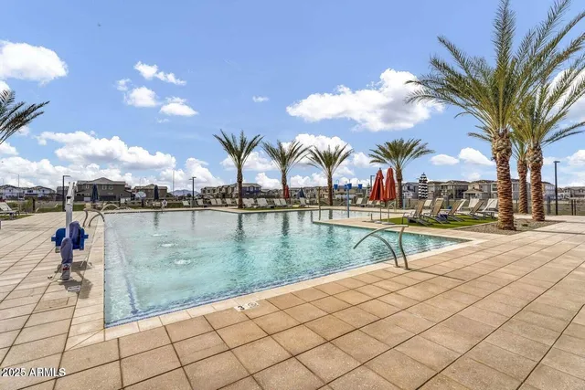 $2,400 | 8259 East Pr Avenue, Mesa, AZ 85212