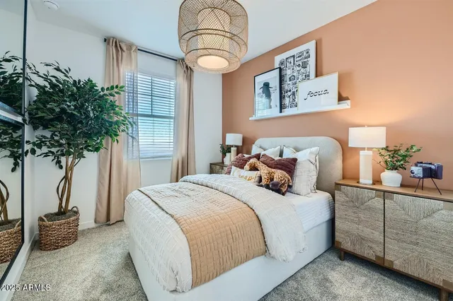 $2,400 | 8259 East Pr Avenue, Mesa, AZ 85212