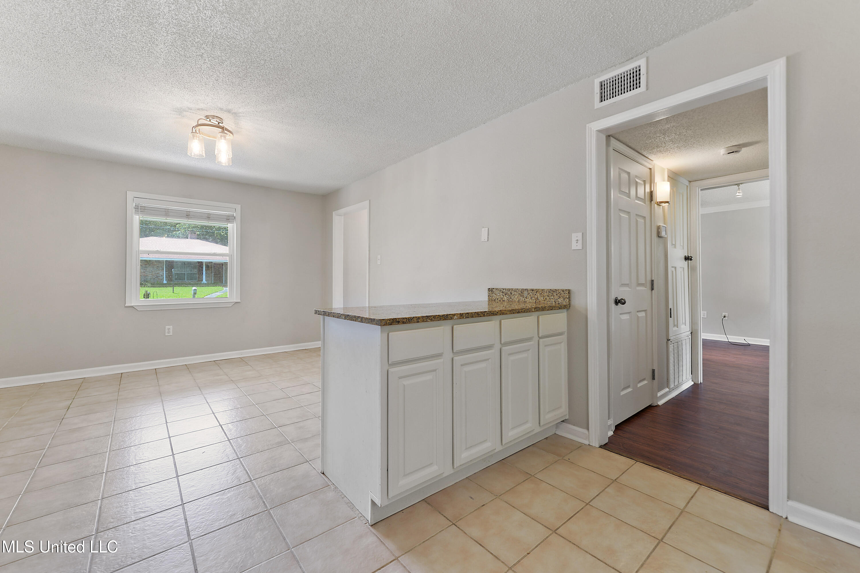 122 Pitcher Point Long Beach, MS 39560 - Photo 7 of 28 008
