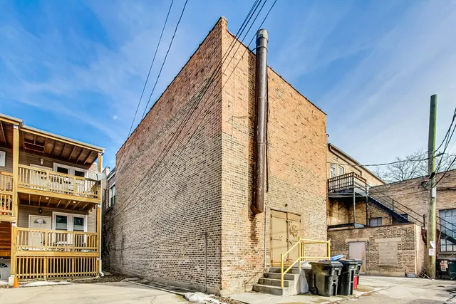 $799,888 | 2215 West Lawrence Avenue, Chicago, IL 60625