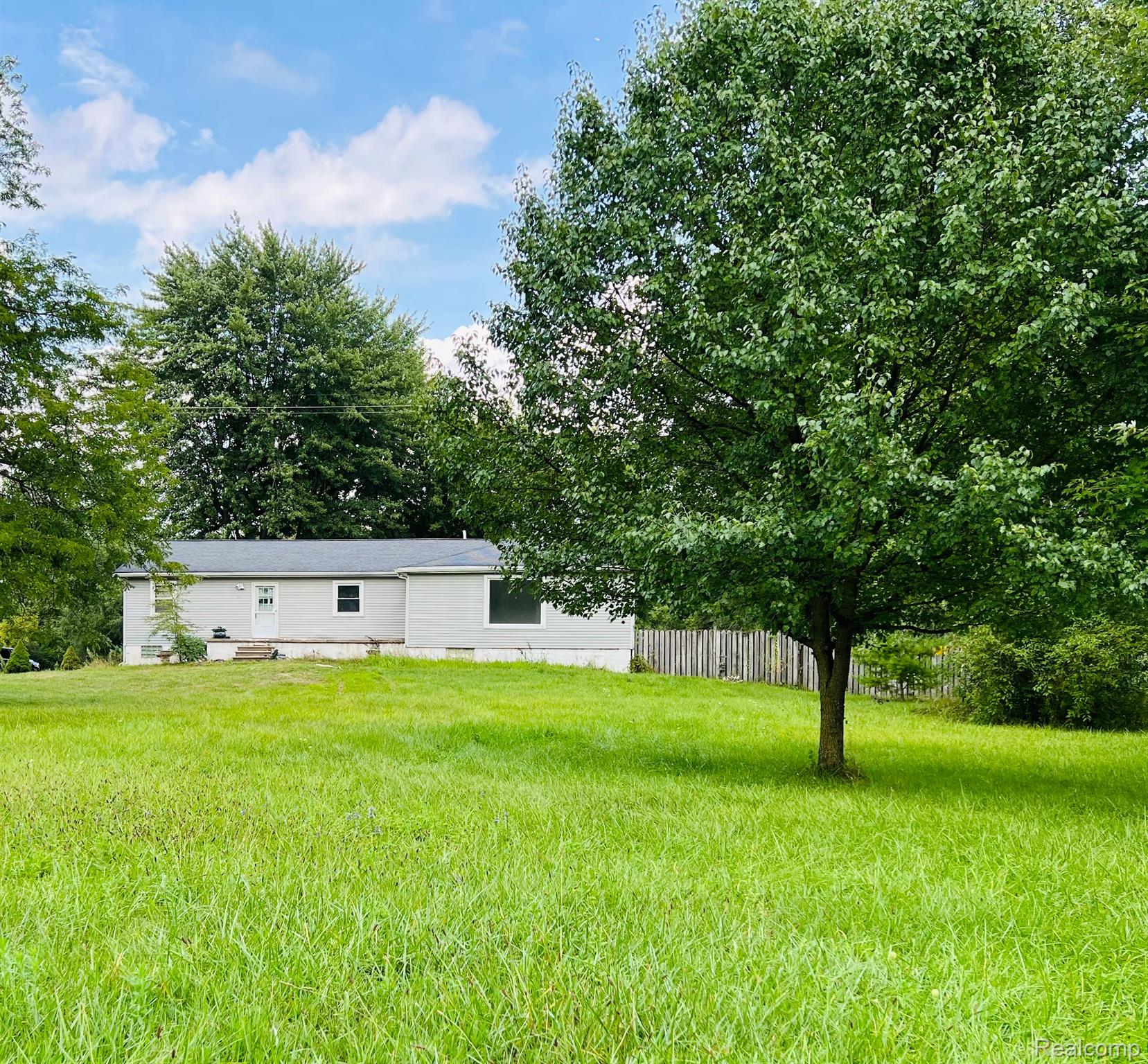 13690 Sumpter Road Carleton, MI 48117 - Photo 2 of 24 Gallery Image 2