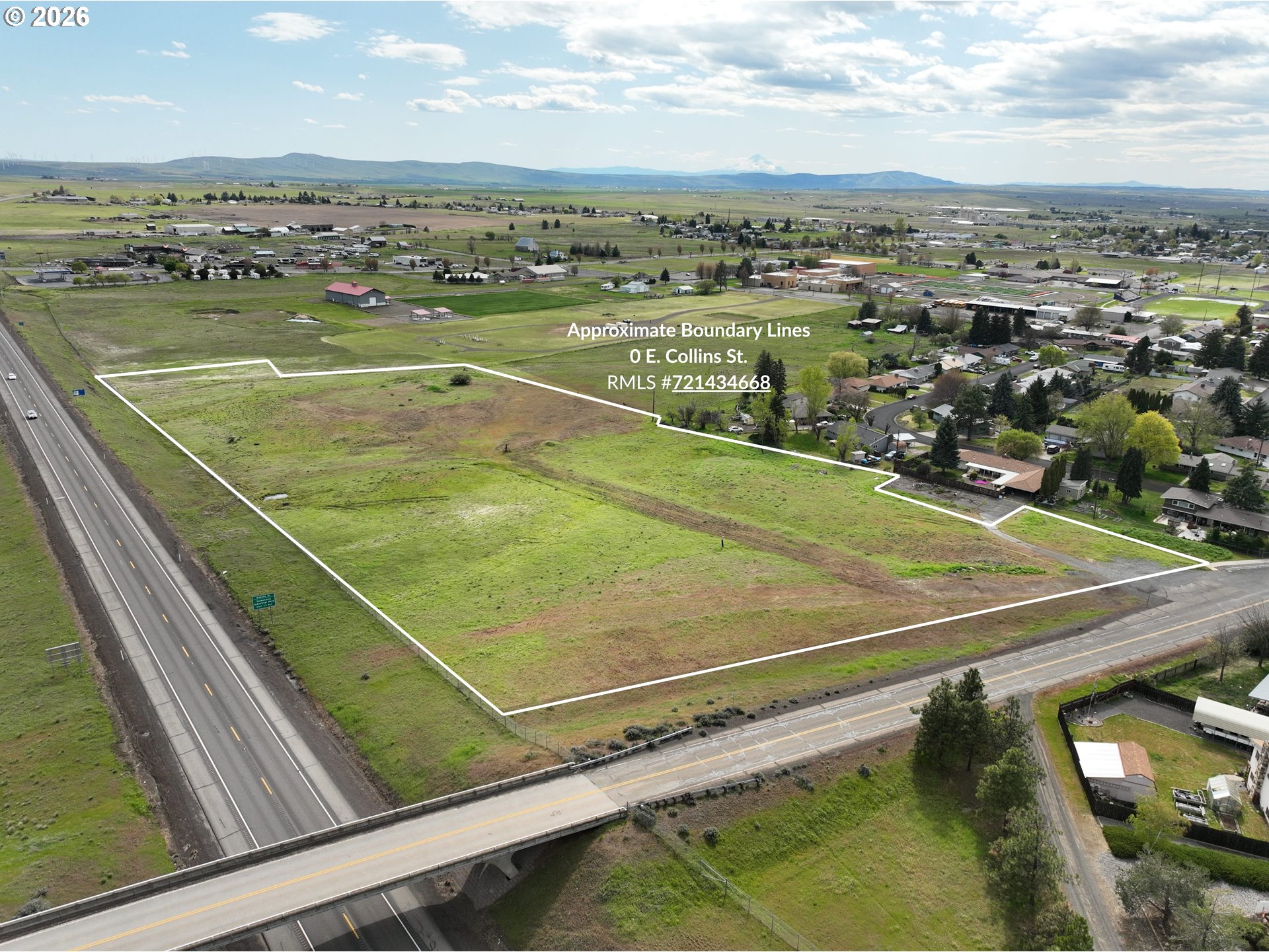 0 East Collins Street Goldendale, WA 98620 - Photo 3 of 15 a view of a tennis court
