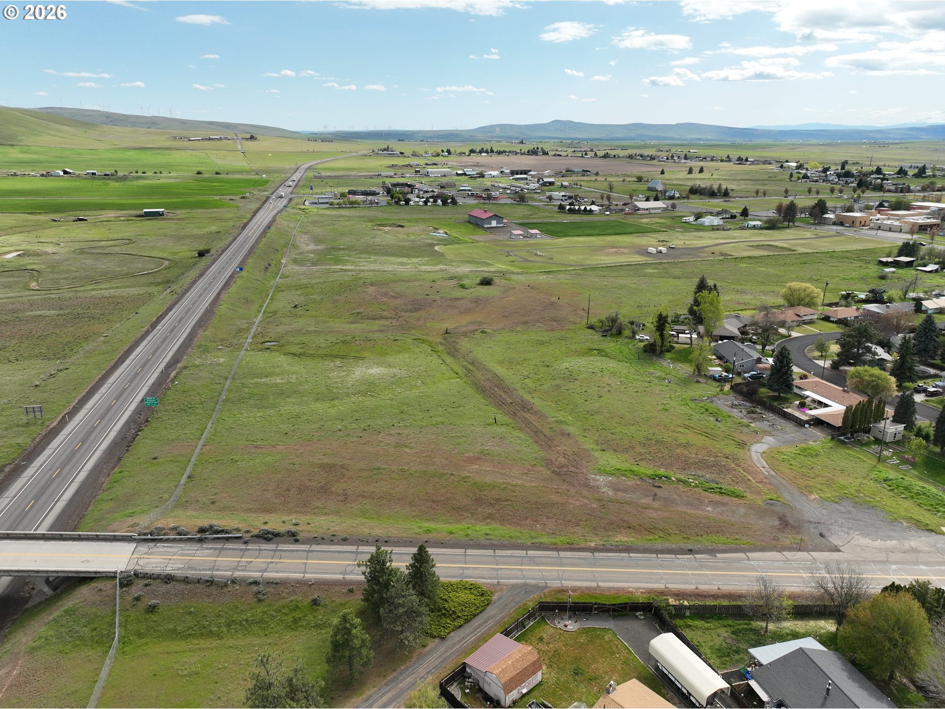 0 East Collins Street Goldendale, WA 98620 - Photo 4 of 15 a view of an ocean and beach