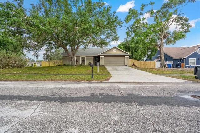 $323,000 | 13215 Parkhurst Court, Riverview, FL 33569