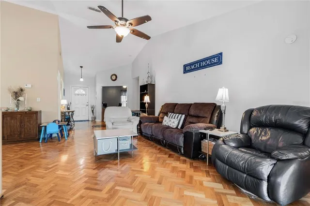 $323,000 | 13215 Parkhurst Court, Riverview, FL 33569