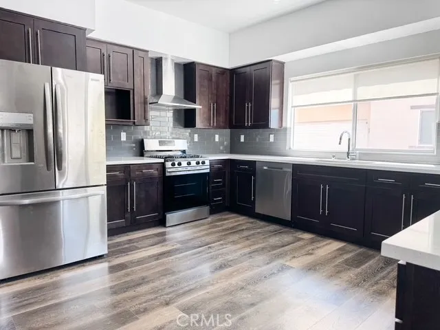 $889,000 | 9237 Wakefield Avenue, Unit 6, Panorama City, CA 91402