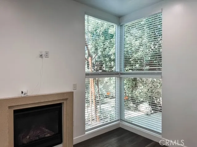 $889,000 | 9237 Wakefield Avenue, Unit 6, Panorama City, CA 91402