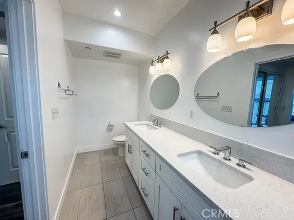 $889,000 | 9237 Wakefield Avenue, Unit 6, Panorama City, CA 91402