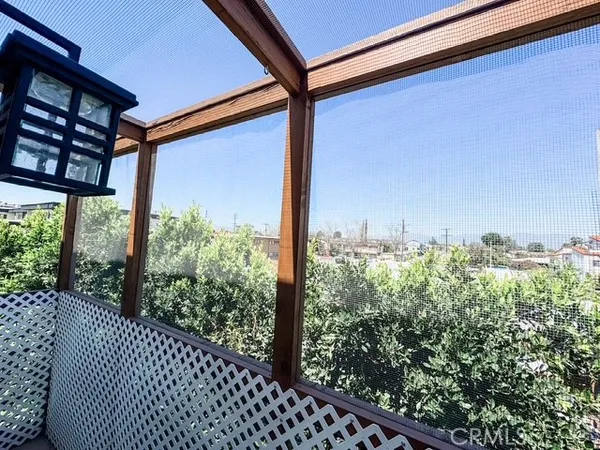 $889,000 | 9237 Wakefield Avenue, Unit 6, Panorama City, CA 91402