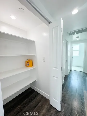 $889,000 | 9237 Wakefield Avenue, Unit 6, Panorama City, CA 91402