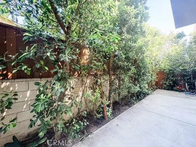 $889,000 | 9237 Wakefield Avenue, Unit 6, Panorama City, CA 91402