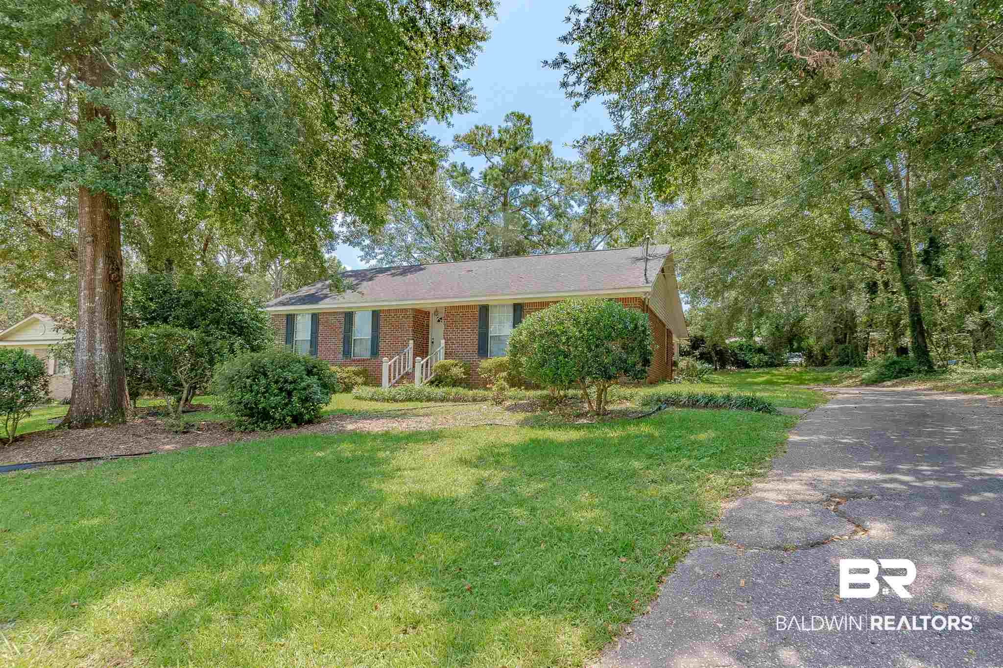 138 Fairway Drive Daphne, AL 36526 - Photo 2 of 34