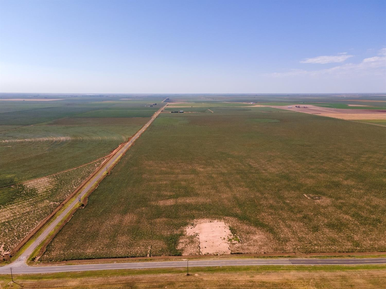 6130 Fm 41 Ropesville, TX 79358 - Photo 2 of 5 a view of an ocean and beach