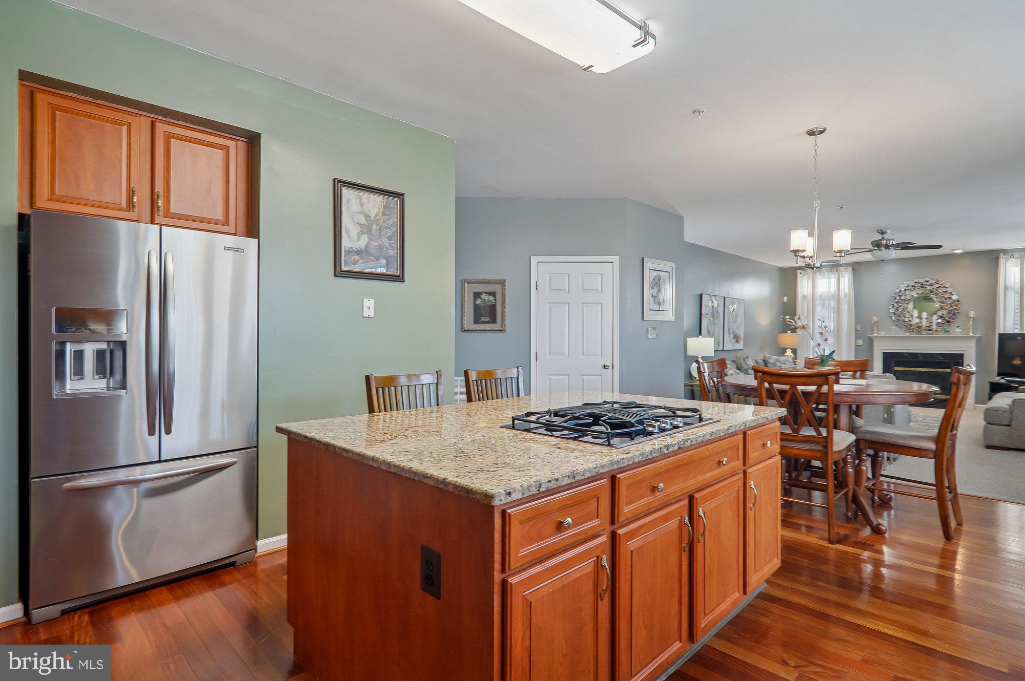 6908 Bitternut Court Fort Washington, MD 20744 - Photo 12 of 69 Custom Cabinet