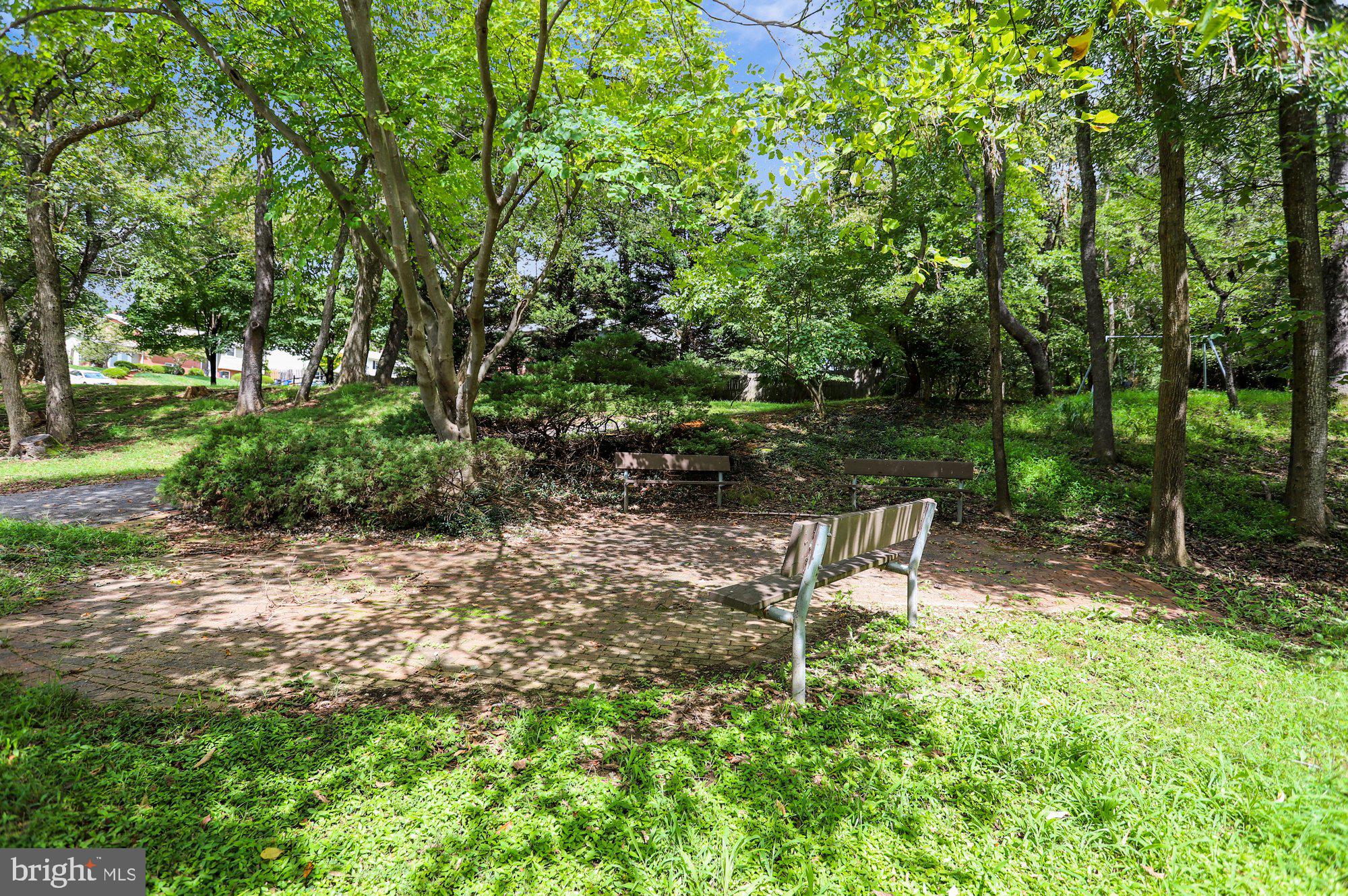 6908 Bitternut Court Fort Washington, MD 20744 - Photo 43 of 69 Captain's Cove Park Sitting Area