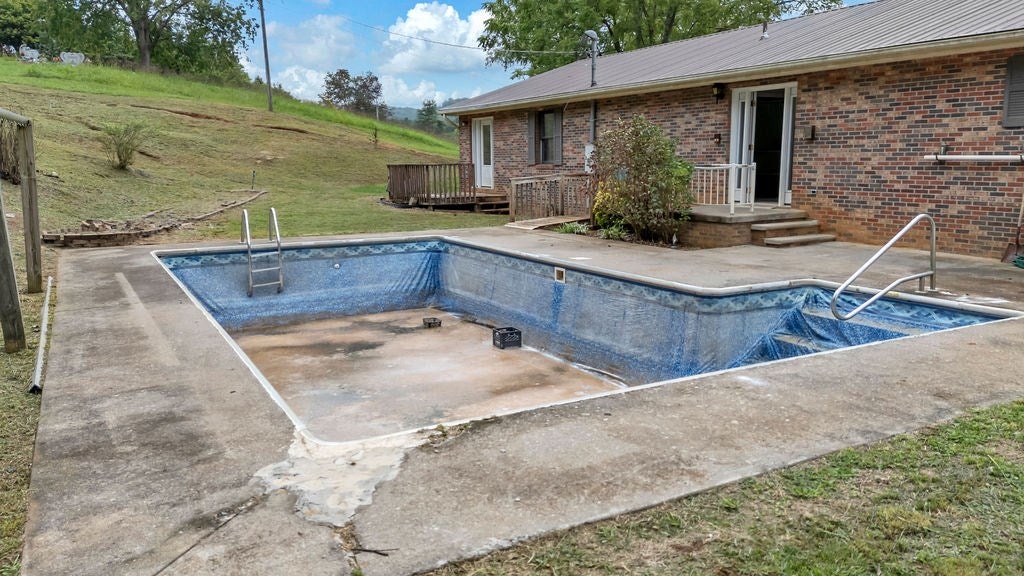 6931 Moccasin Valley Road Lebanon, VA 24266 - Photo 10 of 59 Gallery Image 10
