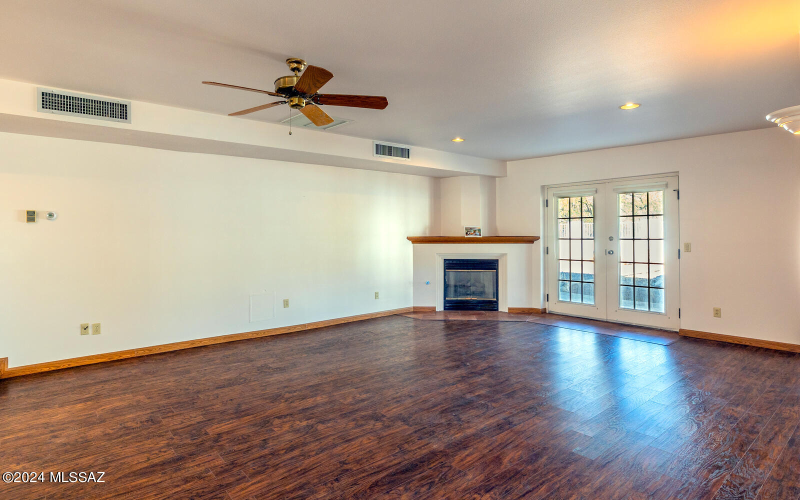 12151 East Snyder Road Tucson, AZ 85749 - Photo 7 of 35 Gallery Image 7