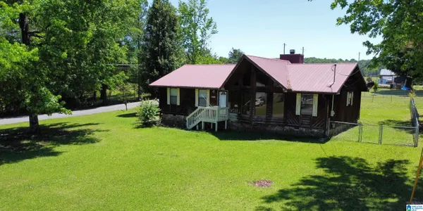 $185,000 | 1700 Roundhill Road, Weaver, AL 36277
