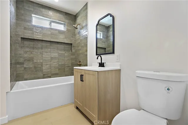 $639,000 | 922 West School Street, Compton, CA 90220