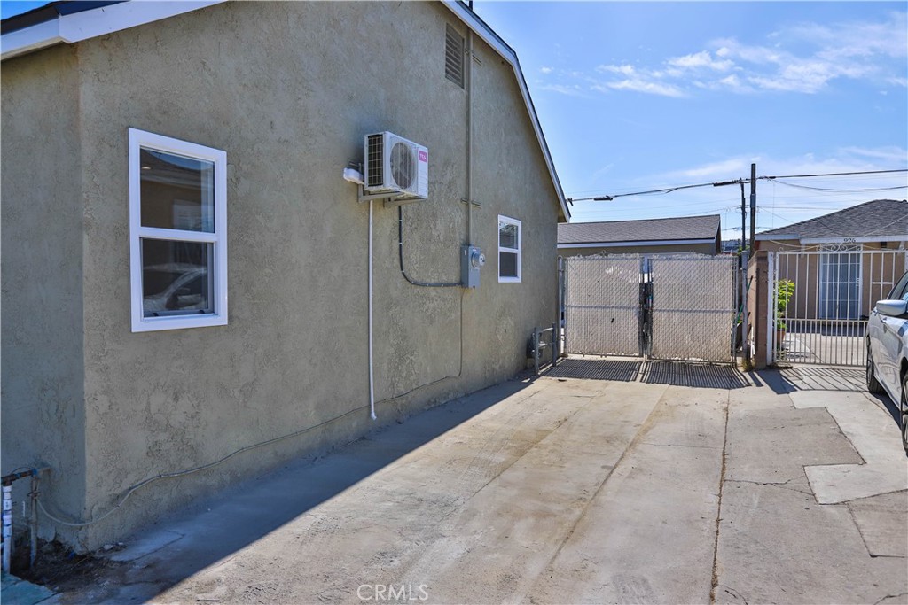 922 West School Street Compton, CA 90220 - Photo 21 of 30