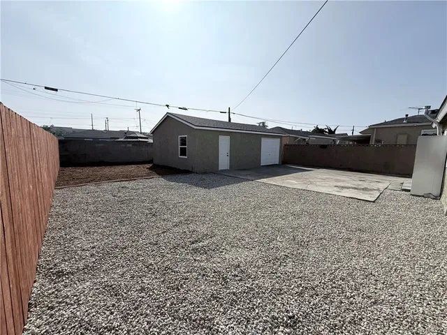 $639,000 | 922 West School Street, Compton, CA 90220