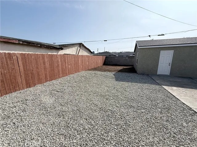 $683,000 | 922 West School Street, Compton, CA 90220