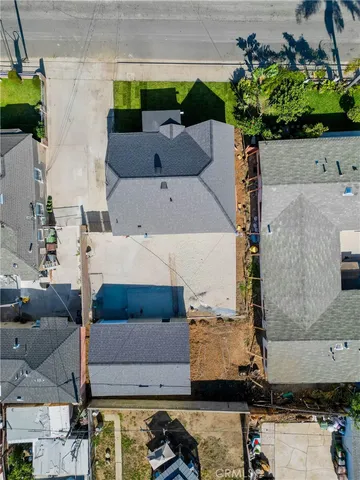 $639,000 | 922 West School Street, Compton, CA 90220