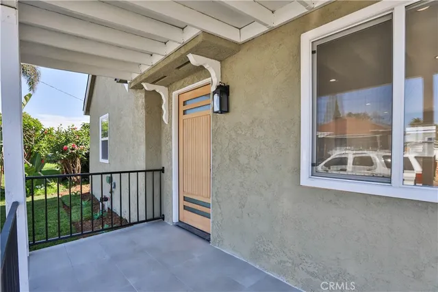 $639,000 | 922 West School Street, Compton, CA 90220
