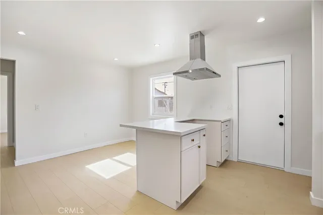 $639,000 | 922 West School Street, Compton, CA 90220