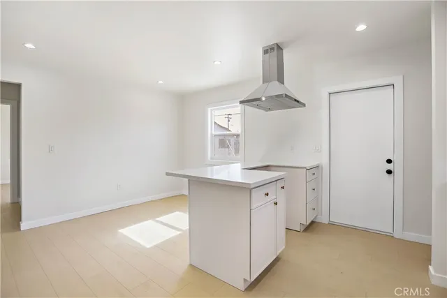 $683,000 | 922 West School Street, Compton, CA 90220