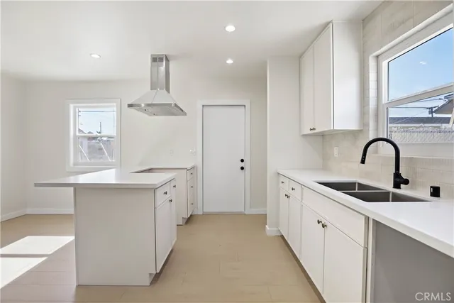 $639,000 | 922 West School Street, Compton, CA 90220