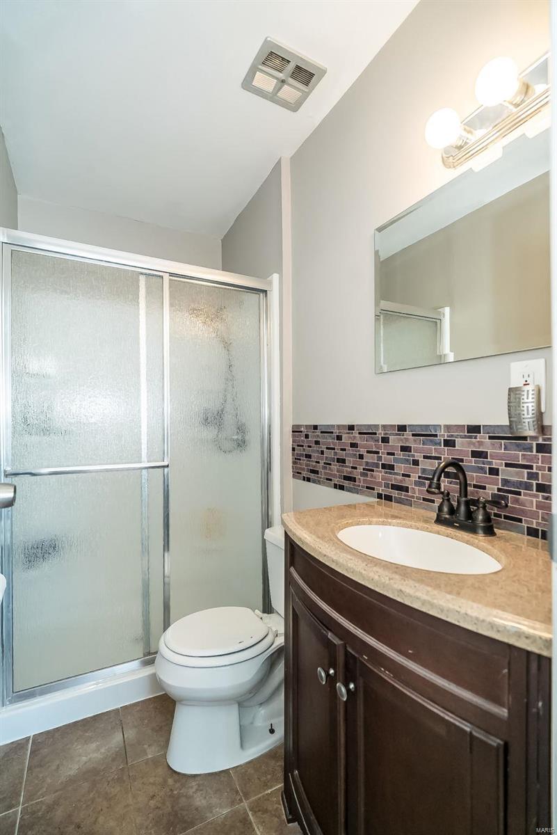 11 Hunting Creek Road St. Peters, MO 63376 - Photo 15 of 27