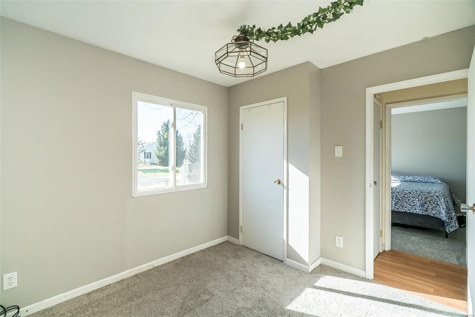 11 Hunting Creek Road St. Peters, MO 63376 - Photo 17 of 27