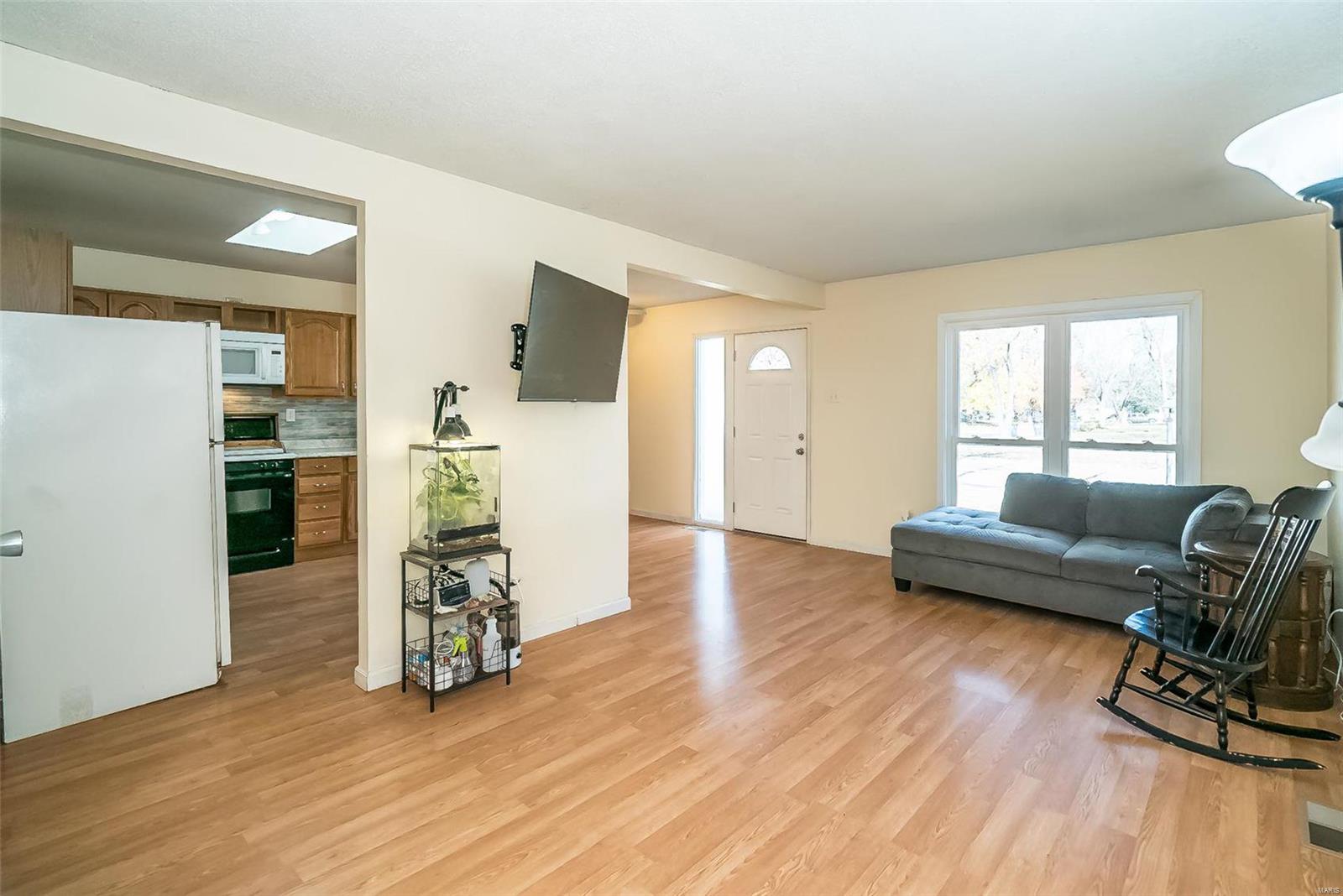 11 Hunting Creek Road St. Peters, MO 63376 - Photo 3 of 27