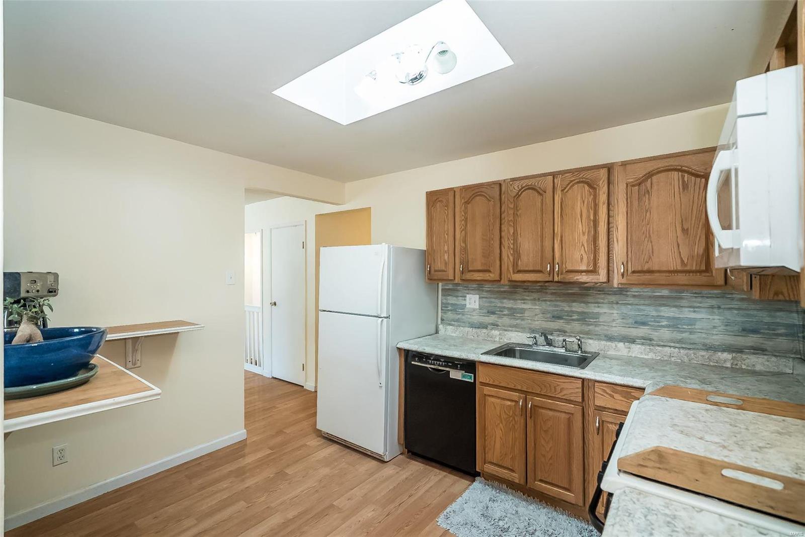 11 Hunting Creek Road St. Peters, MO 63376 - Photo 7 of 27