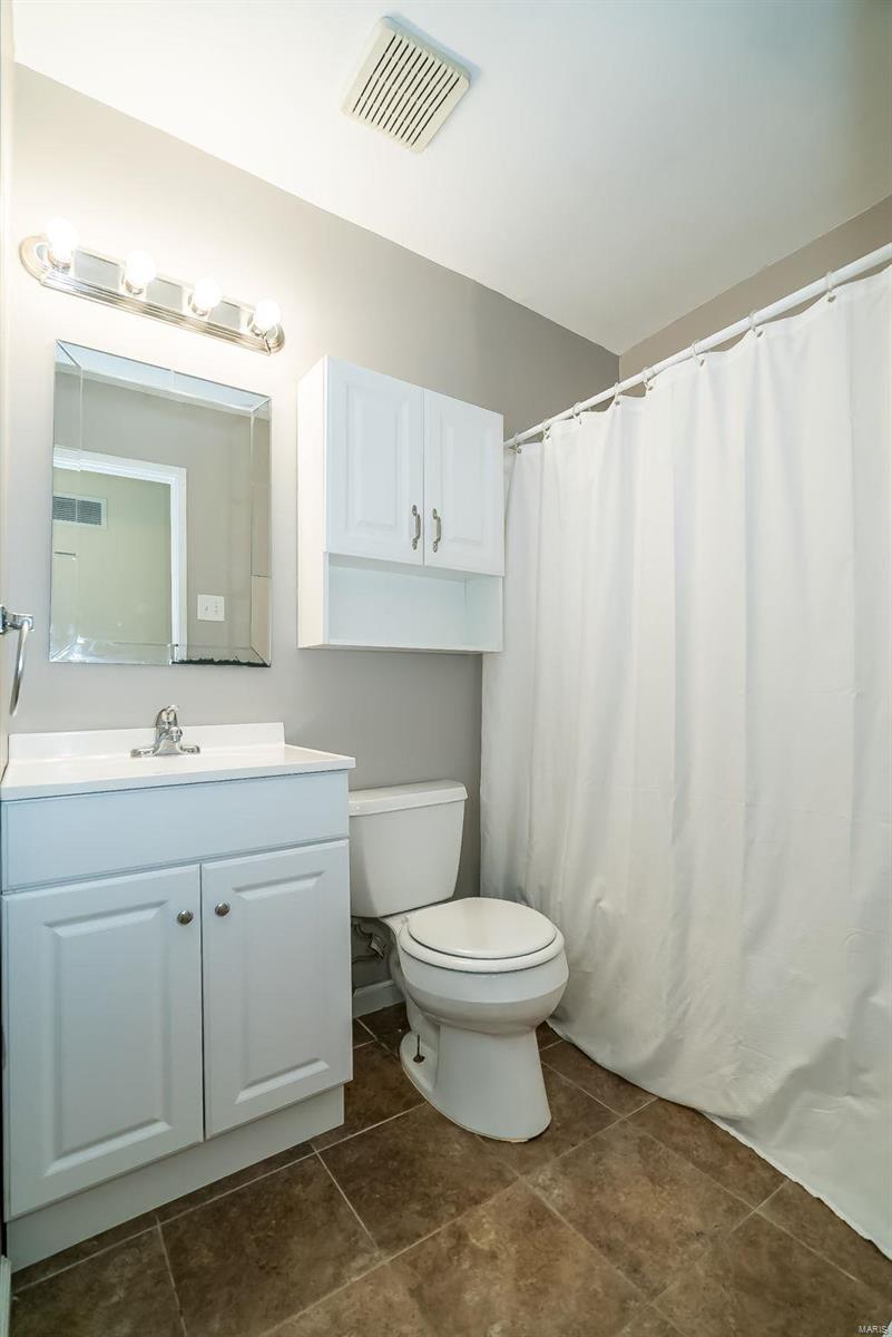 11 Hunting Creek Road St. Peters, MO 63376 - Photo 10 of 27