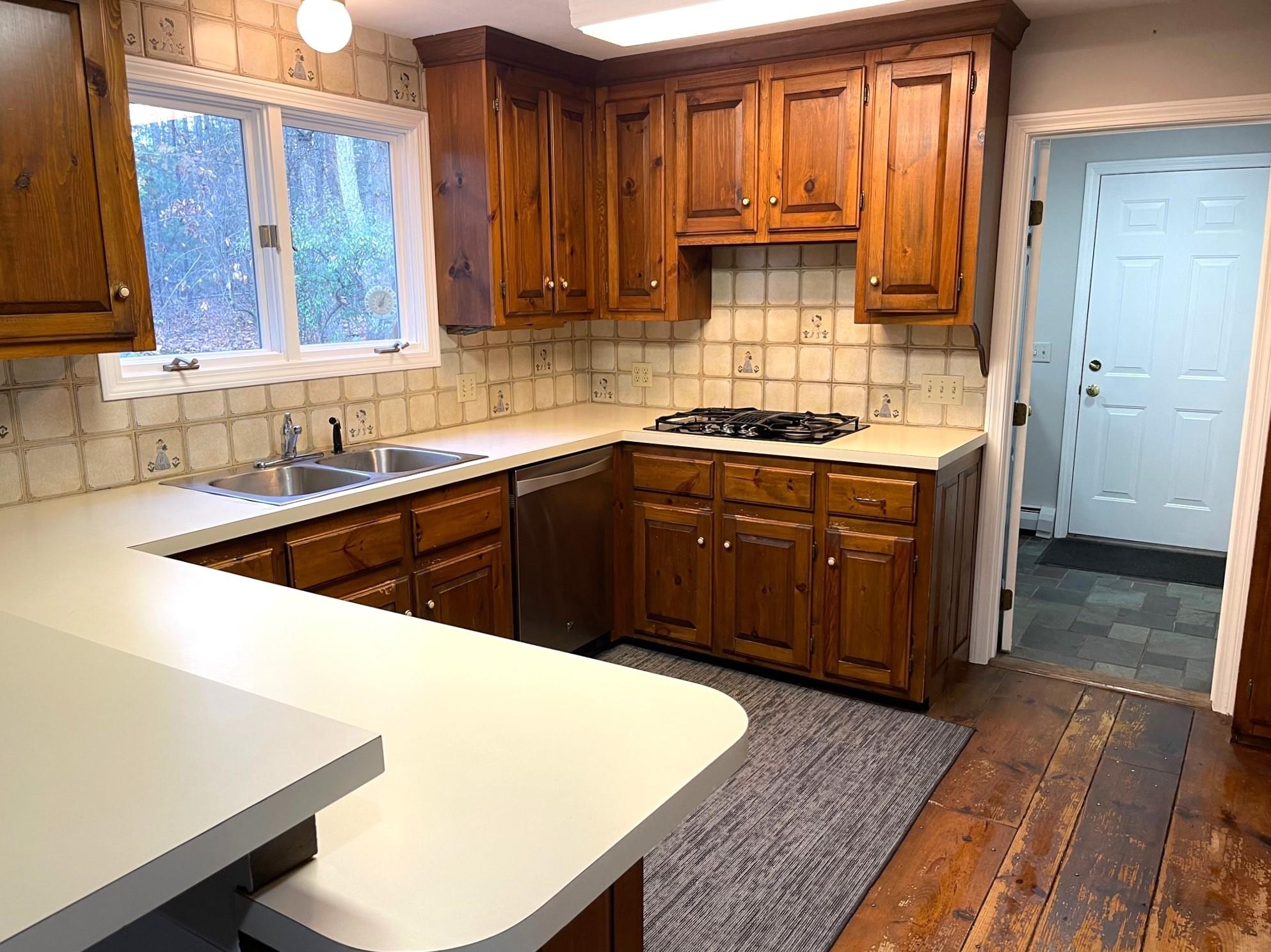 4 Ledgewood Road Bedford, NH 03110 - Photo 27 of 29