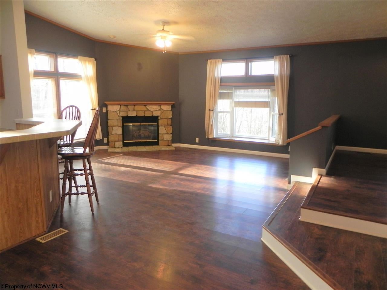 26 Rhinewood Lane Morgantown, WV 26508 - Photo 2 of 22 Gallery Image 2