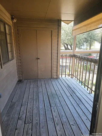 $990 | 8611 Datapoint Drive, Unit 4, San Antonio, TX 78229