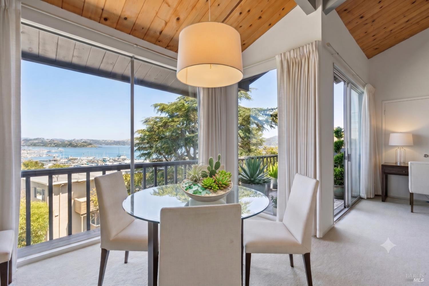 149 Filbert Avenue, Unit 147 Sausalito, CA 94965 - Photo 38 of 43