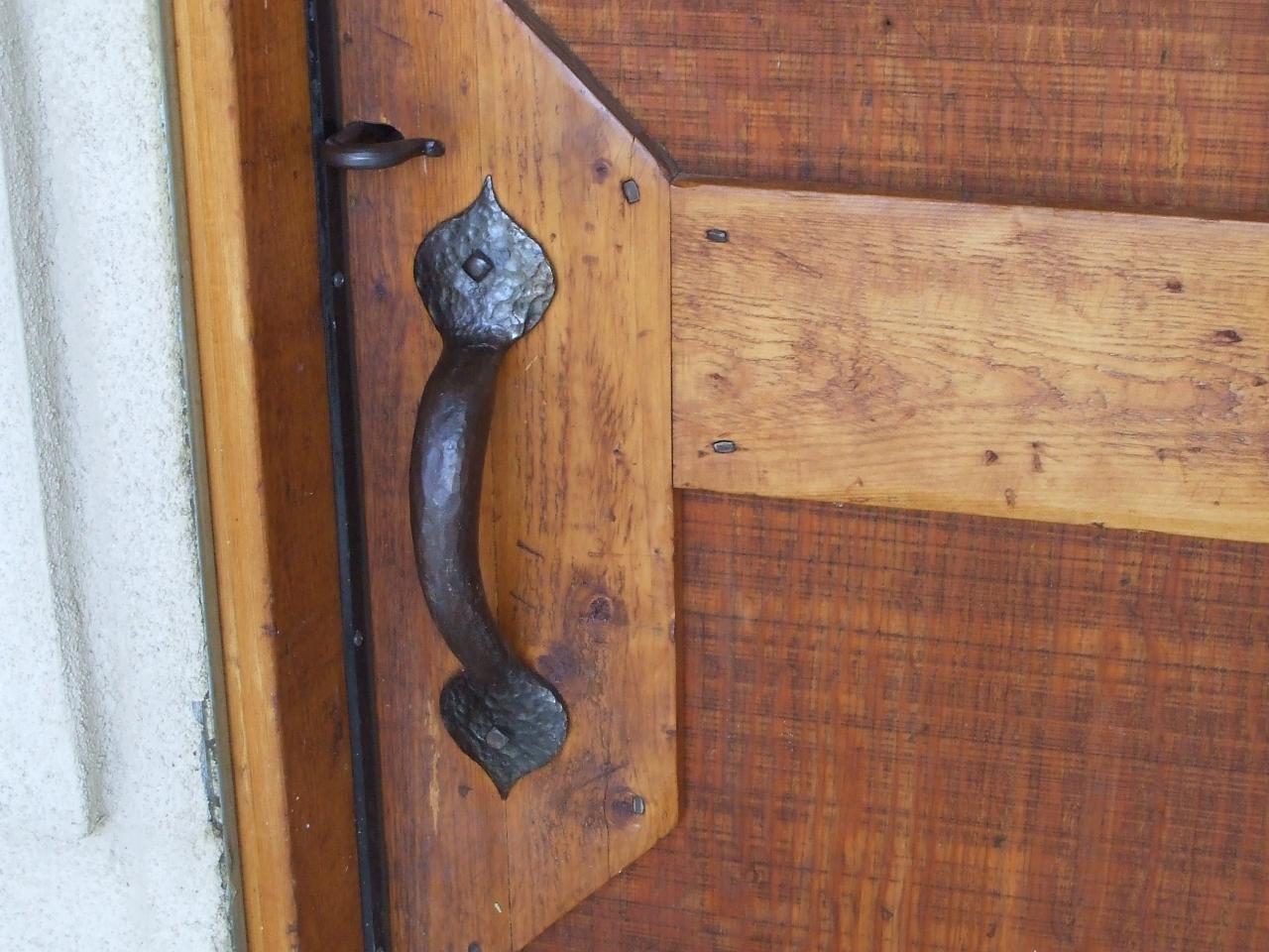 13431 Intermountain Road Redding, CA 96003 - Photo 7 of 49 a picture of door of a bathroom