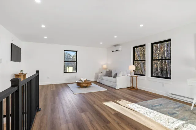 $649,900 | 39 Tenney Hill Road, Kittery, ME 03905