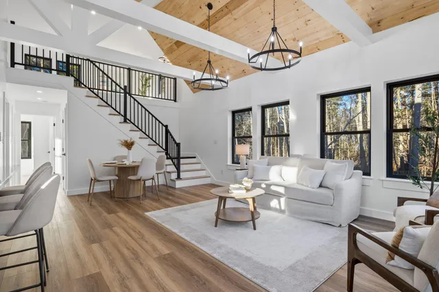 $649,900 | 39 Tenney Hill Road, Kittery, ME 03905