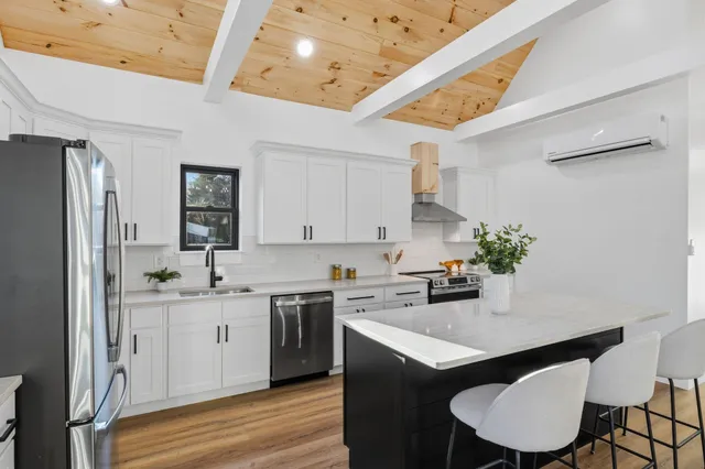 $649,900 | 39 Tenney Hill Road, Kittery, ME 03905